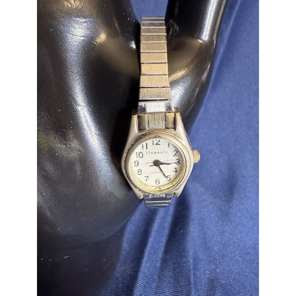 Elements Watch Ladies Vintage Silver With White Face New Battery
